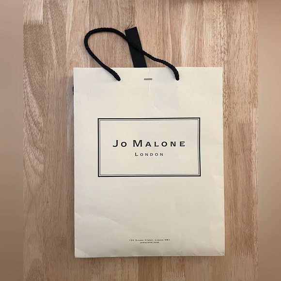 Jo Malone shopping bag - Picture 1 of 2